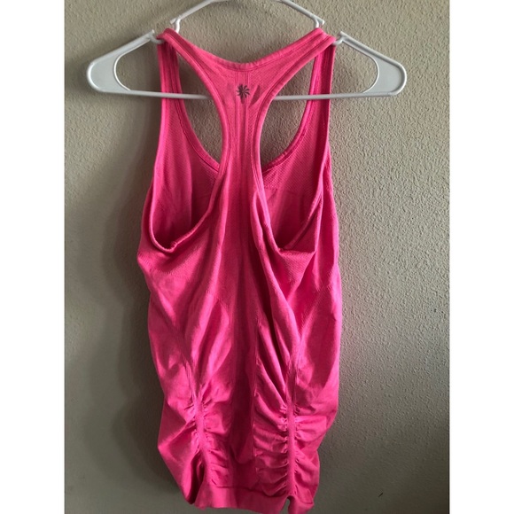 Work Out Tank - Picture 2 of 2